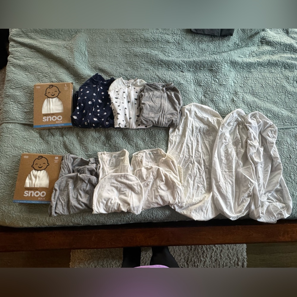 SNOO Swaddles and Sheets Bundle